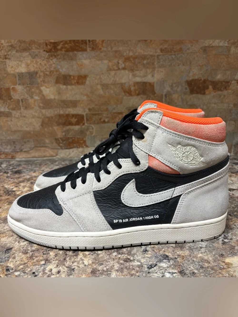 Nike Air Jordan 1 Retro High OG Hyper Crimson 555088-018 Men's 12.5